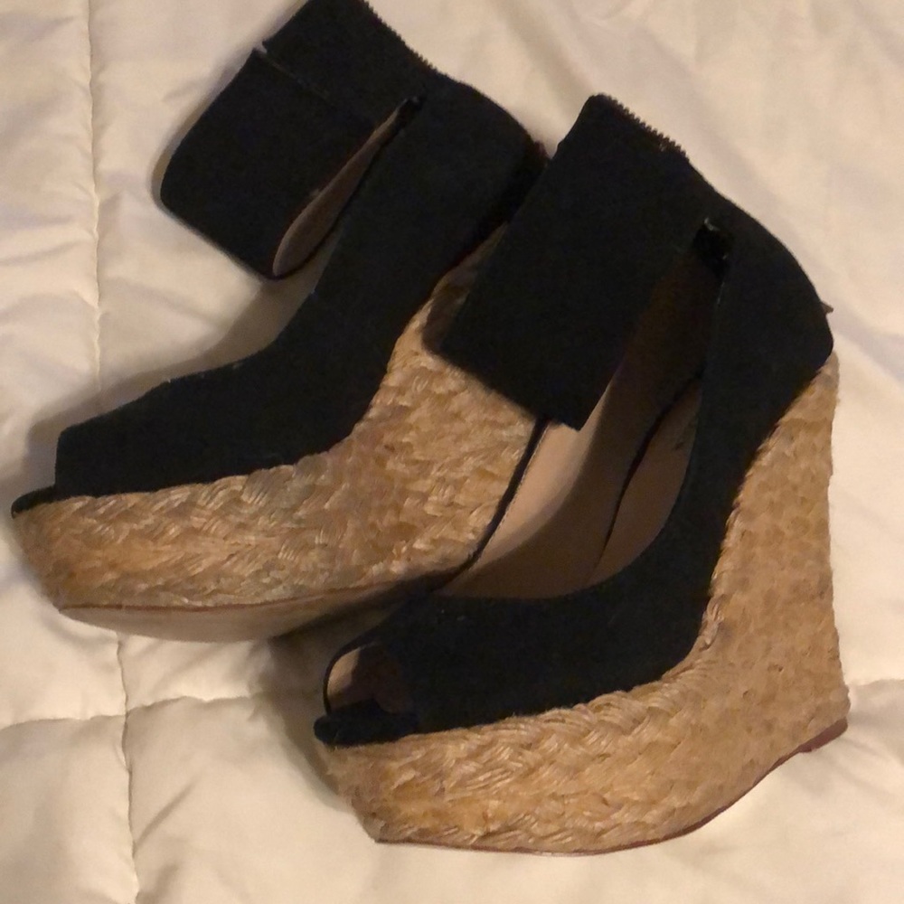 Steve Madden wedges